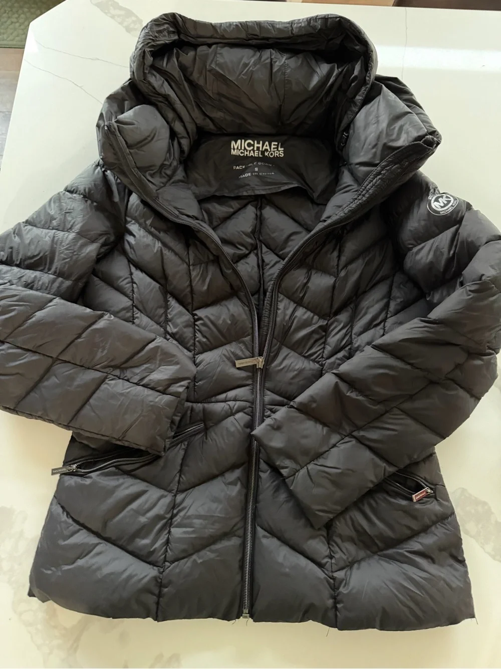 Michael Kors Women's Black  Packable Down Puffer Jacket Funnel Neck Sz Small